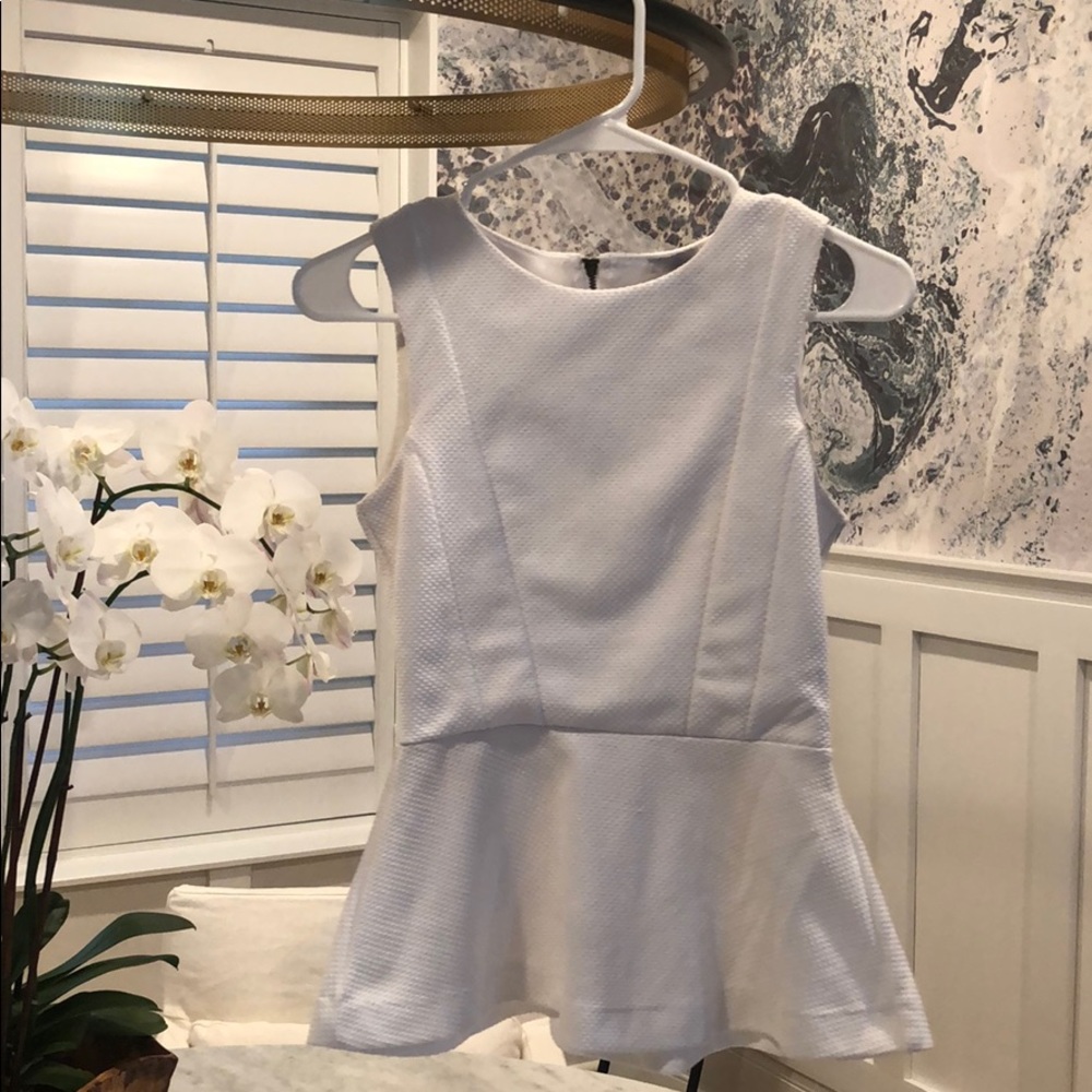White textured peplum top - size xs
